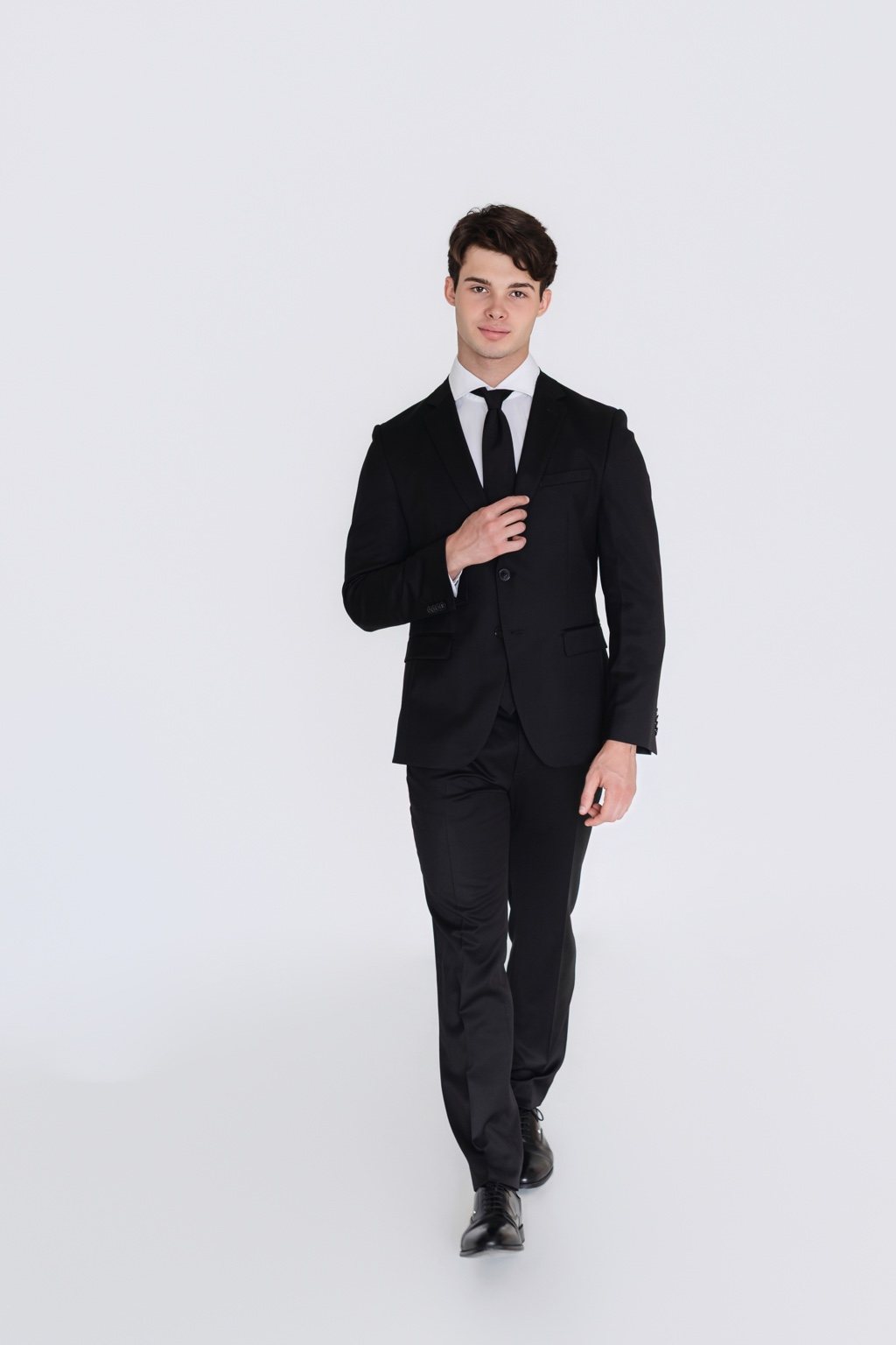 Joel Garrido full length tailoring
